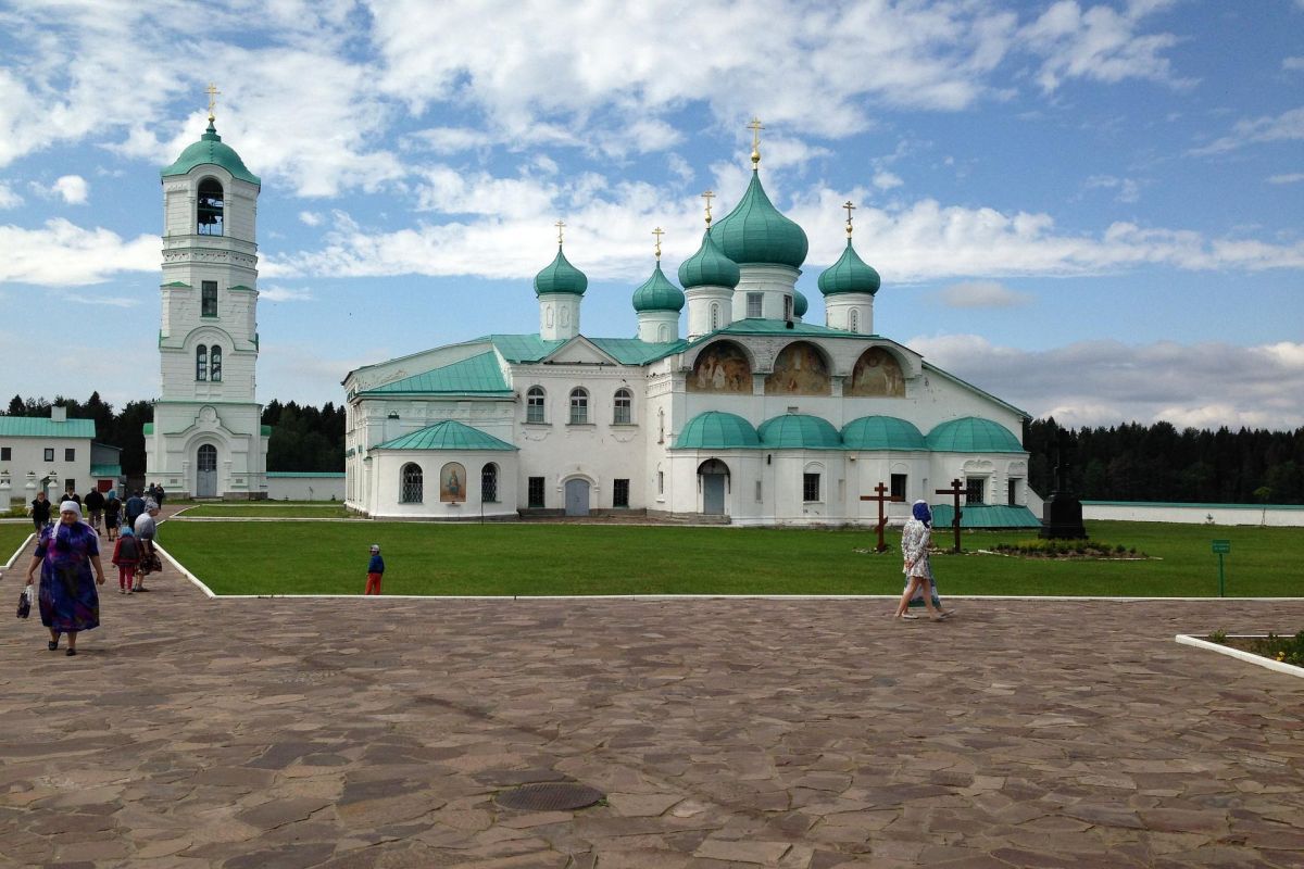 СВЯТЫЕ МЕСТА ДРЕВНЕЙ ЗЕМЛИ ВЕПСОВ